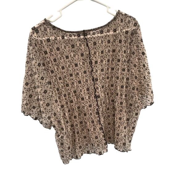 What La Wants Womens Sheer Lace Top Plus Size 4X Black Cream Made in USA Mesh - Picture 5 of 7